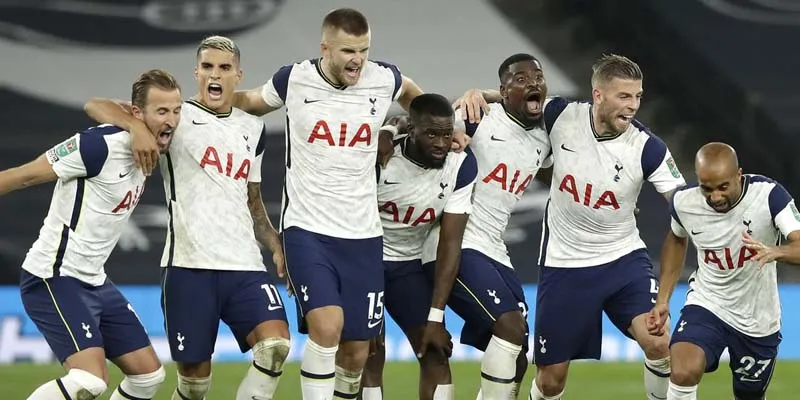 Một trận Man Utd đấu với Tottenham không thể nào quên